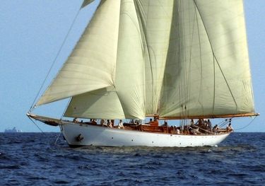 Doriana charter yacht