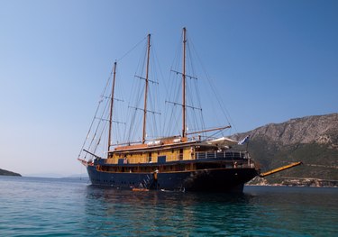 Galileo charter yacht