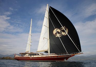 Daima charter yacht