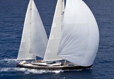 Twizzle charter yacht