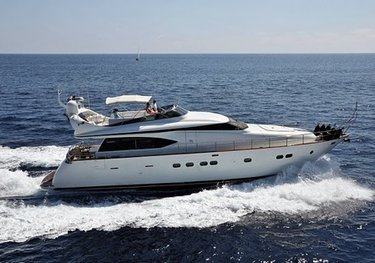 Yakos charter yacht