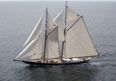 Columbia charter yacht