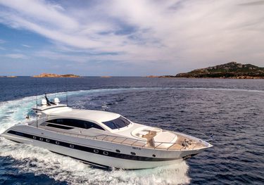 JaJaRo charter yacht