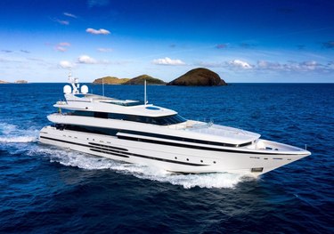 Balista charter yacht