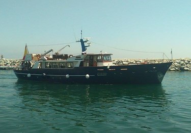 Falcao Uno charter yacht