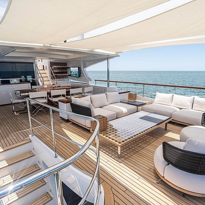 BELLA VITA Yacht Charter Price - Benetti Yachts Luxury Yacht Charter