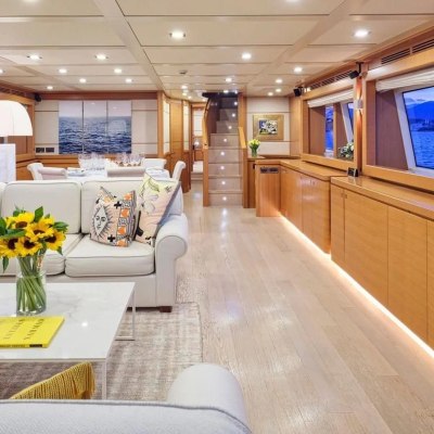 Best Off Yacht 15