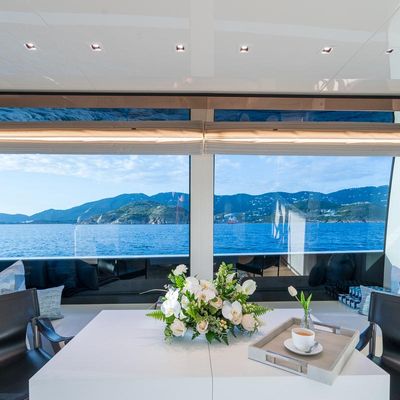 Sweet Virginia Yacht 13