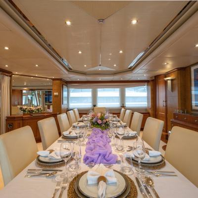 Azul V Yacht 13