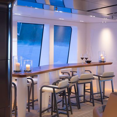 Cloudbreak Yacht 13