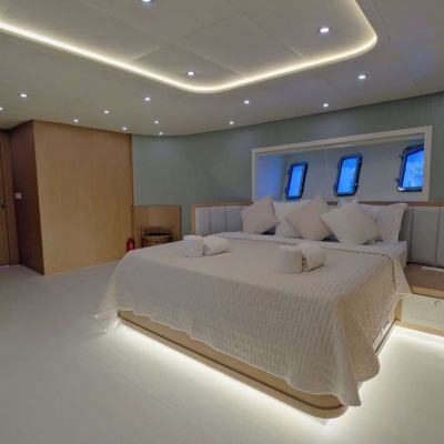 Dodo Yacht 13