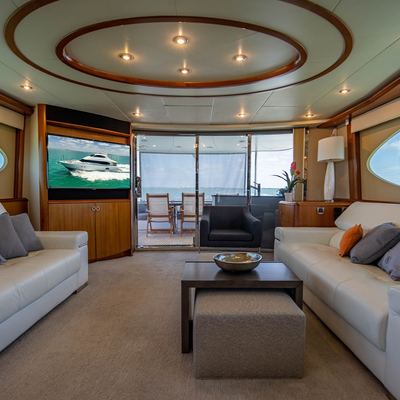 Voyager Yacht 13