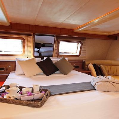 Miss B Yacht 14