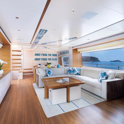 Yaz Yacht 11
