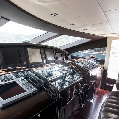 Blooms Yacht 9