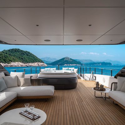 Canoe Canoe Yacht 11