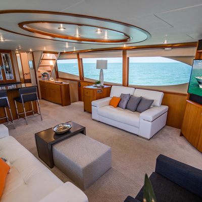 Voyager Yacht 12