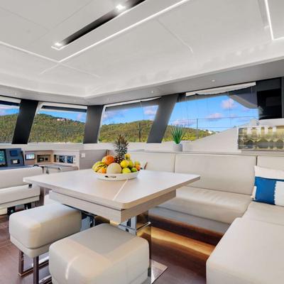 Jewel Yacht 11