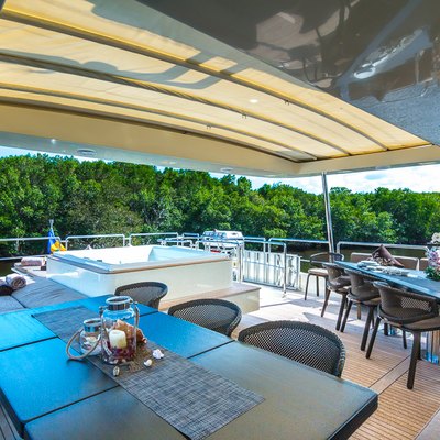 Babieca Yacht 11