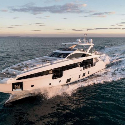 Double Trouble Yacht 15