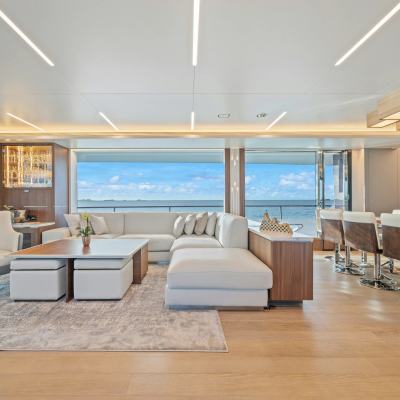 Rio Yacht 14