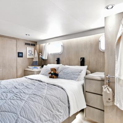 Ziba Yacht 14