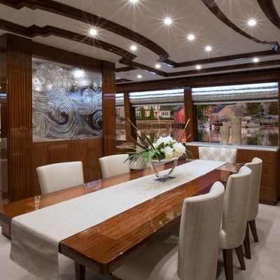 Renaissance Yacht 12