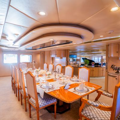 Grace Yacht 15