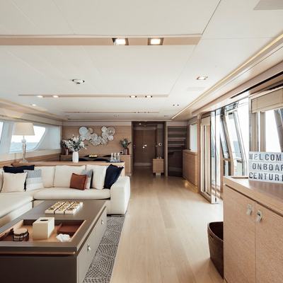 Centurion Yacht 15