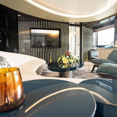 Pacific Pearl Yacht 12