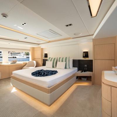 Gold Star Yacht 14
