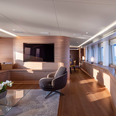 Mouna Yacht 14