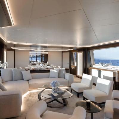 Aura Yacht 11