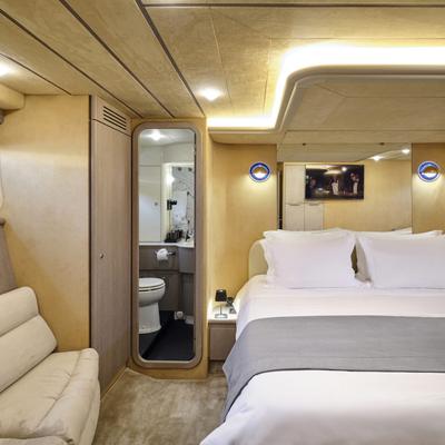 Miren Yacht 13