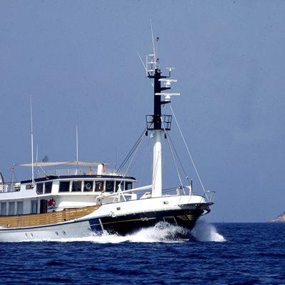 yacht f 100