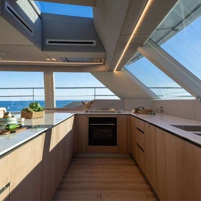 Bohemia Yacht 15