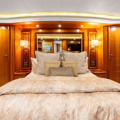 Mambo Yacht 14