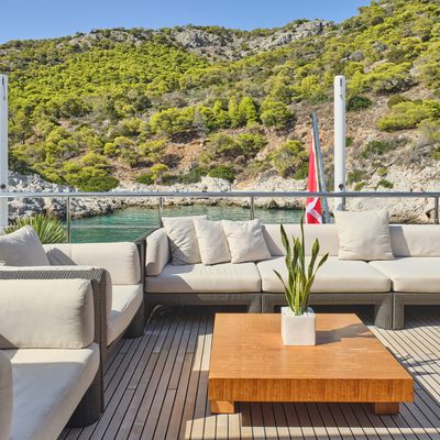 Persefoni I Yacht 12