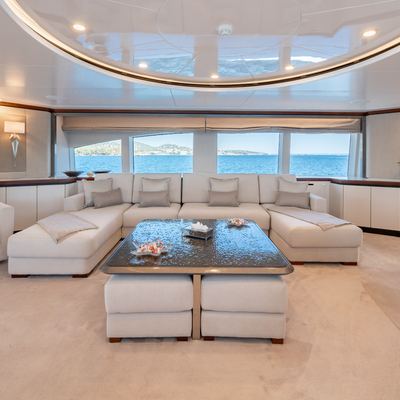 Titian Pearl Yacht 15