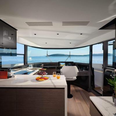 Blue Moon Yacht 14