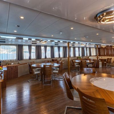 Il Mare Yacht 12