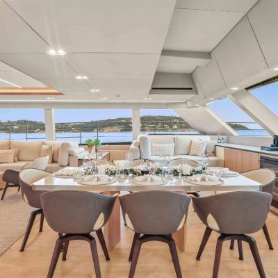 Amitatu Yacht 13