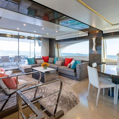 Satisfaction Yacht 11