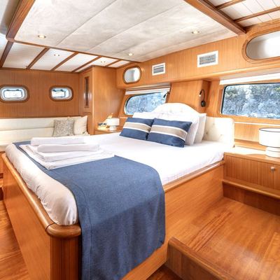 Gozdem The One Yacht 14