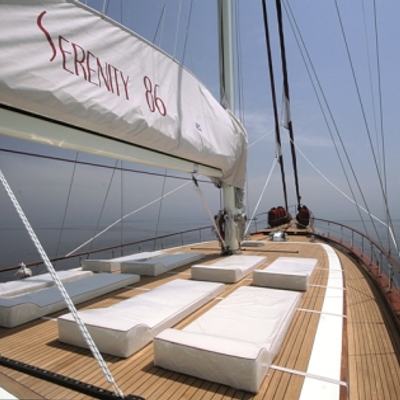 Serenity 86 Yacht 9