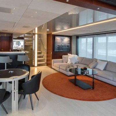 X Yacht 7