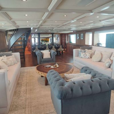 Kokomo Nights Yacht 12