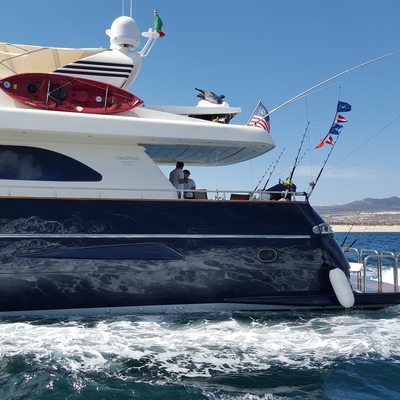 catari yacht