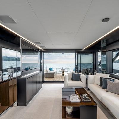 Coco Yacht 12