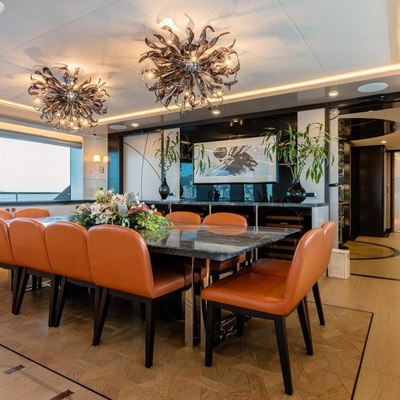 Heeus Yacht 15